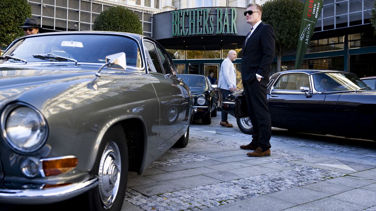 Turek na policii: Miliony za prodej a opravu Jaguaru jsem nezdanil